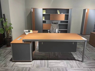 武漢歐匯辦公家具定制老板桌員工辦公桌椅烤漆展柜家具