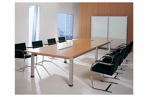 辦公家具市場新動向 智能化、環保與人性化設計引領行業變革